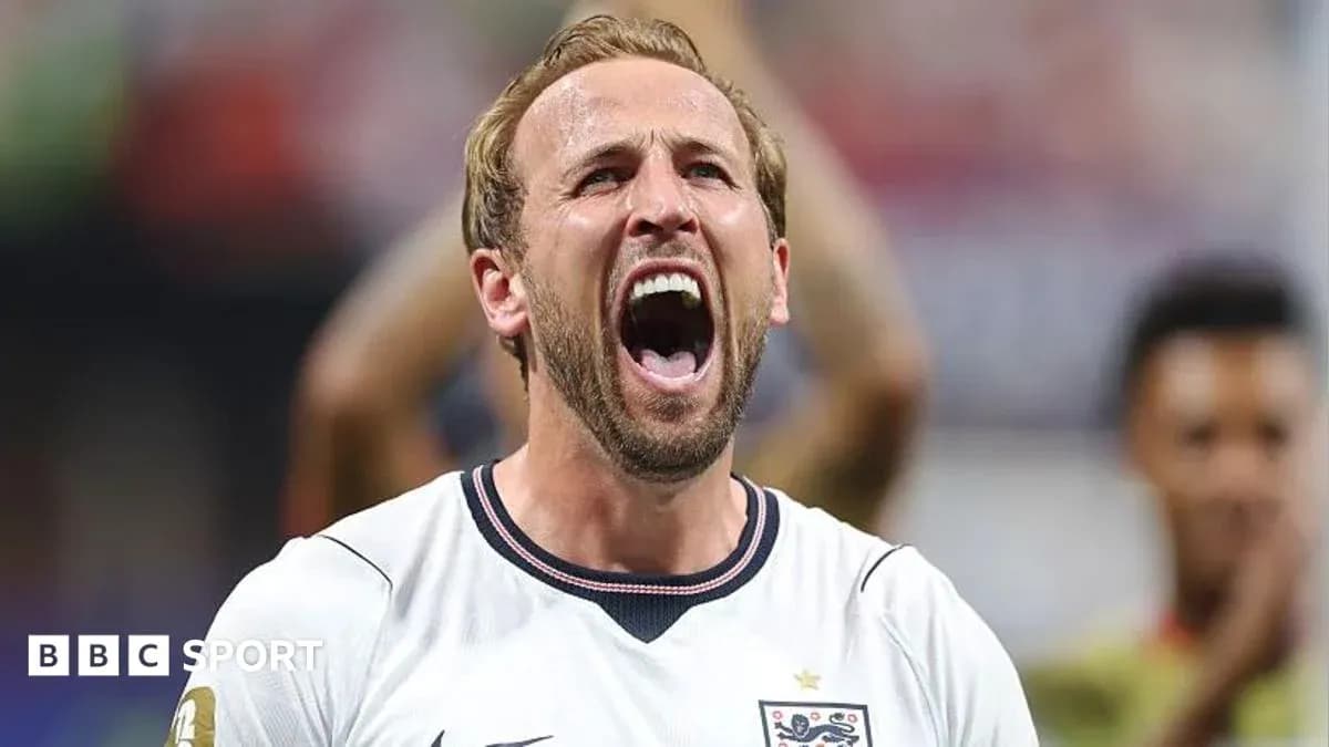 Jugador de Inglaterra celebrando en el campo