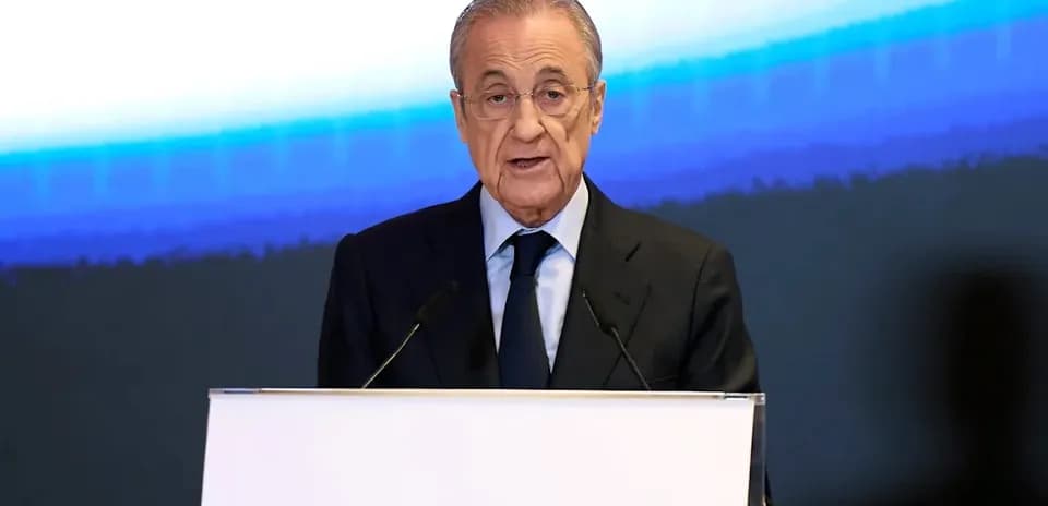 Presidente hablando en conferencia de prensa