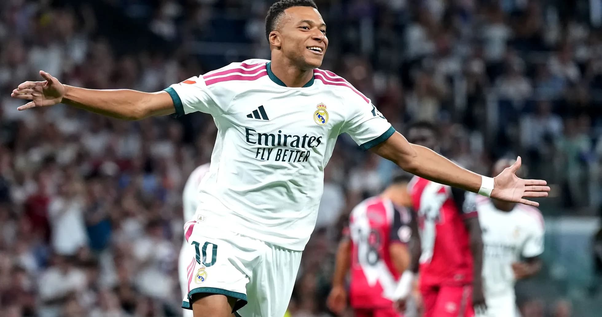 Jugador de Real Madrid celebrando un gol en el partido