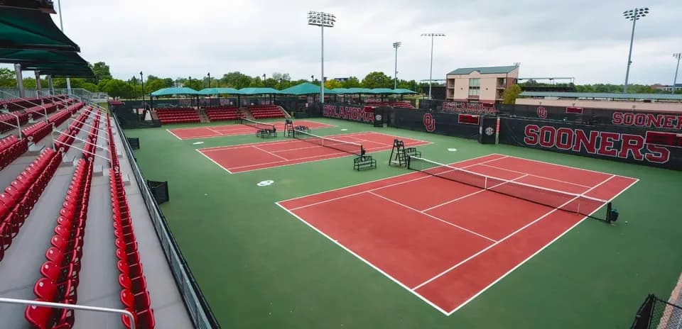 Cancha de tenis en el complejo deportivo de Oklahoma