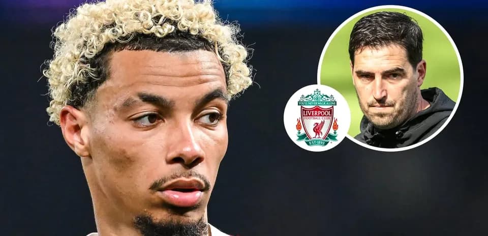 Jugador de fútbol con cabello rizado cerca de Liverpool