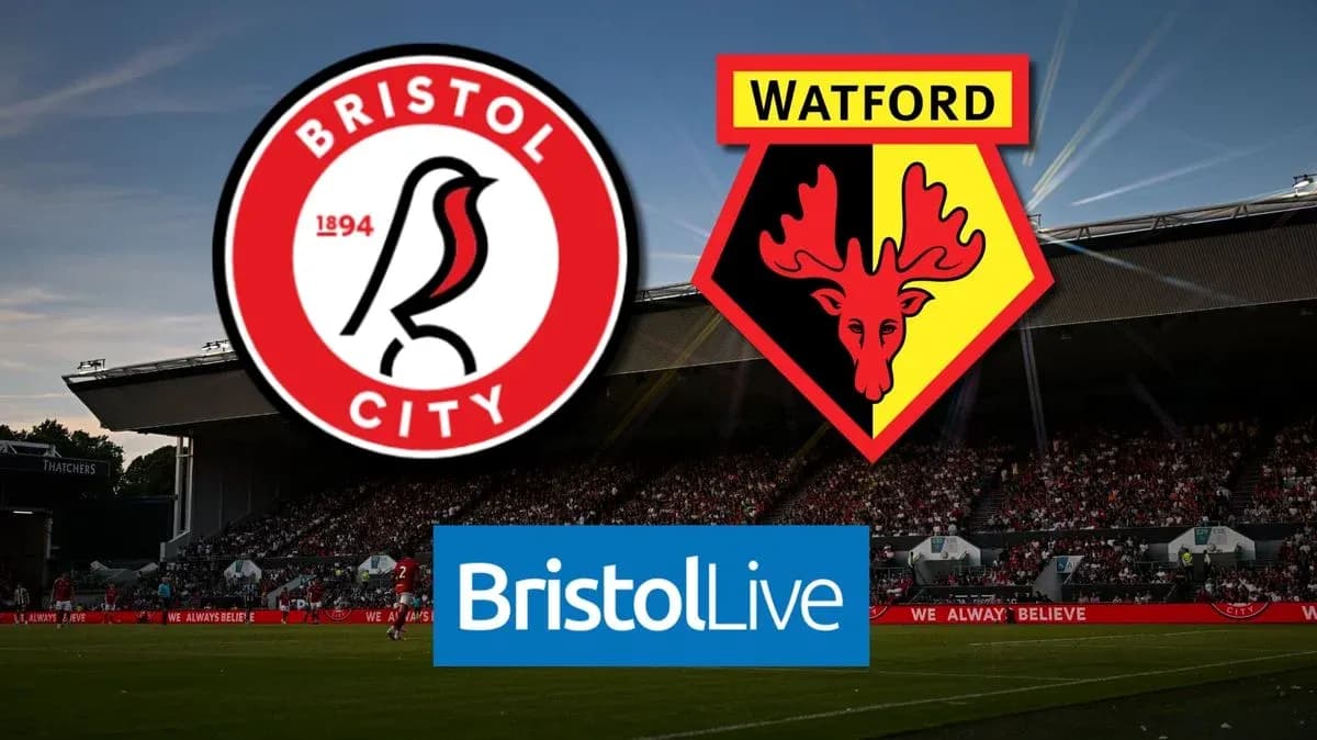 Logos de Bristol City y Watford en el estadio Logos de Bristol City y Watford en el estadio
