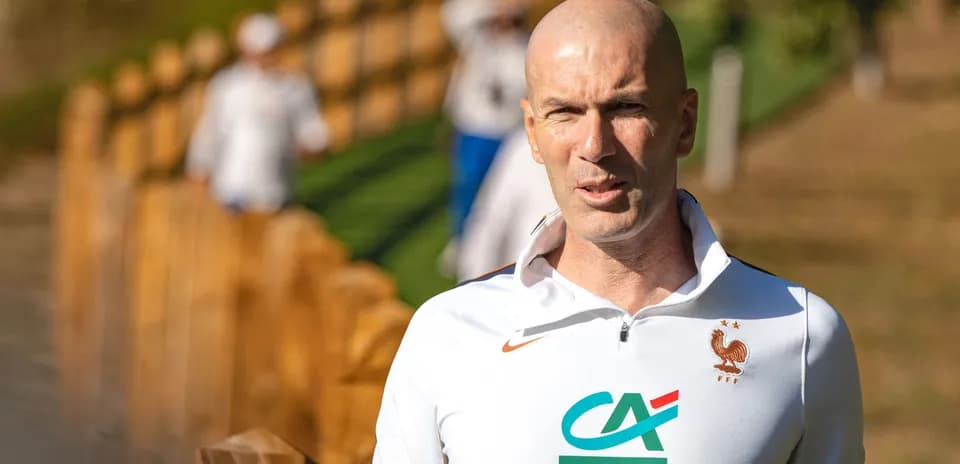 Zinédine Zidane durante una sesión de entrenamiento