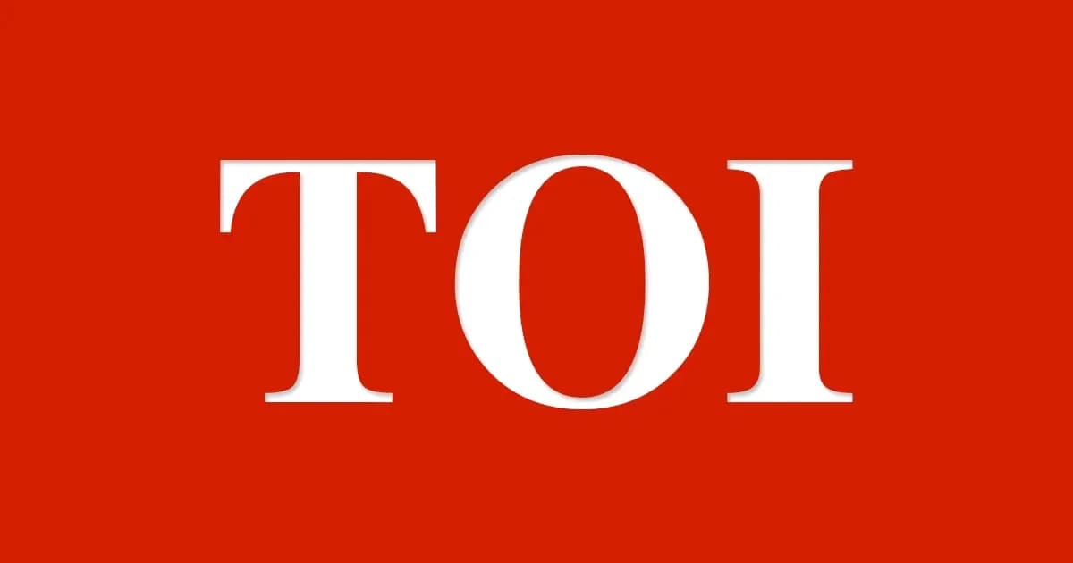 Logotipo de TOI sobre fondo rojo