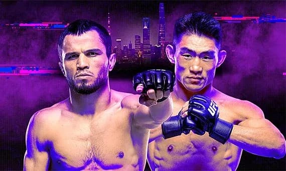 Luchadores de MMA posando para combate promocional