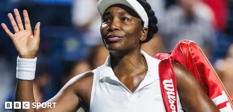 Venus Williams saludando tras un partido de tenis
