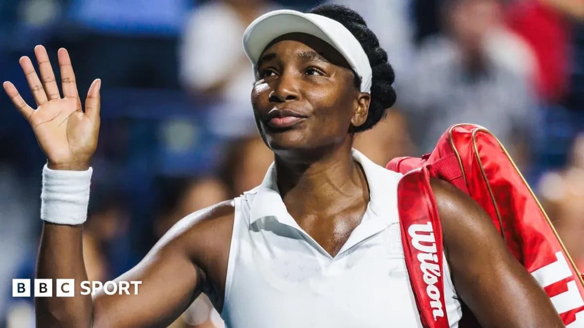 Venus Williams saludando tras un partido de tenis