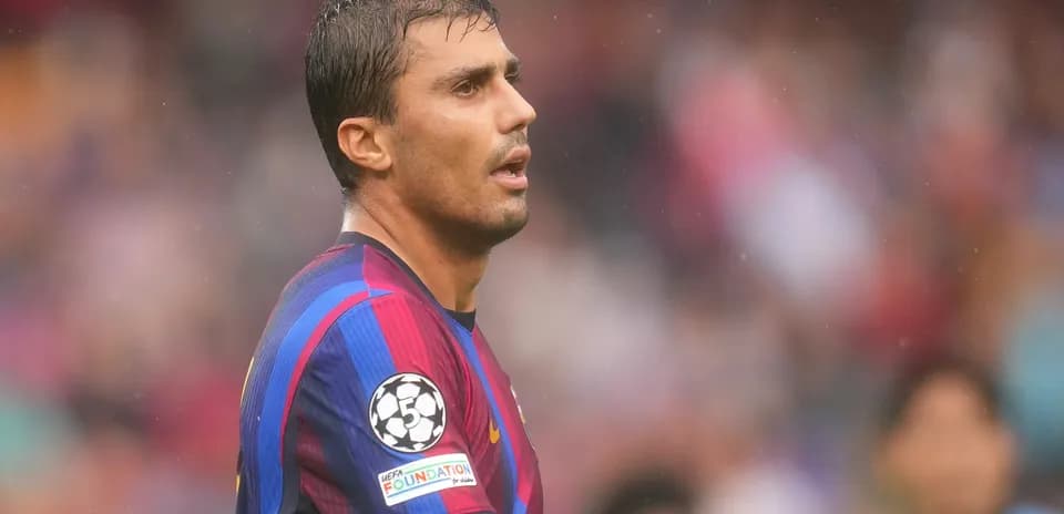 Jugador de Barcelona en el campo durante partido
