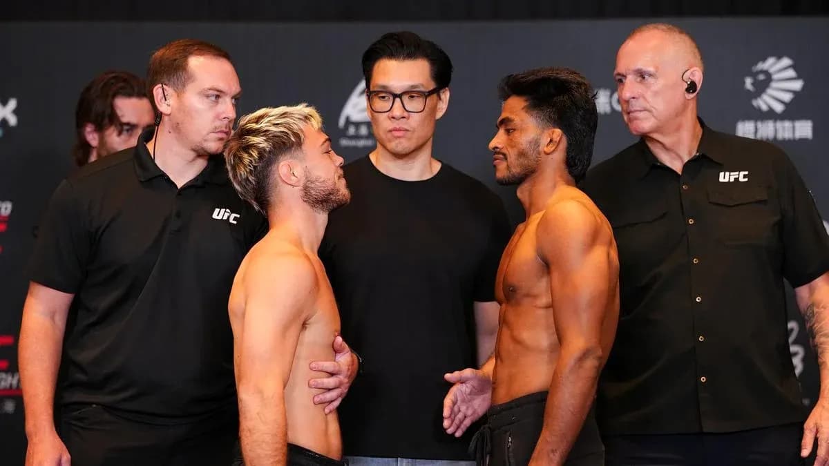 Luchadores pesándose antes de la pelea en UFC