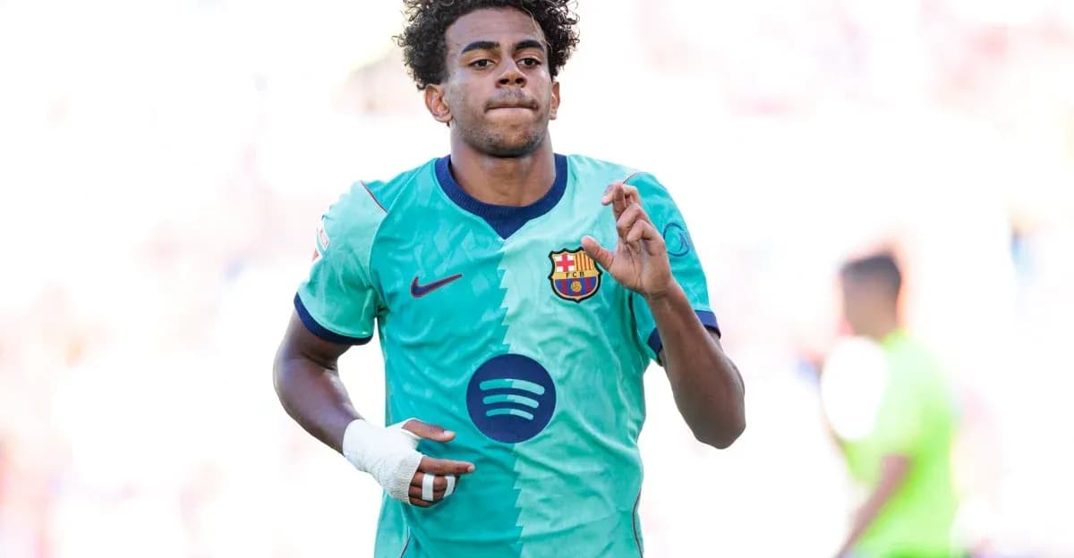 Jugador de Barcelona celebrando durante un partido