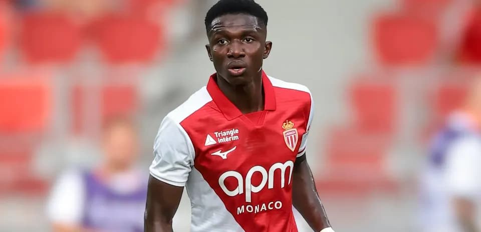 Jugador de AS Monaco en acción en el campo