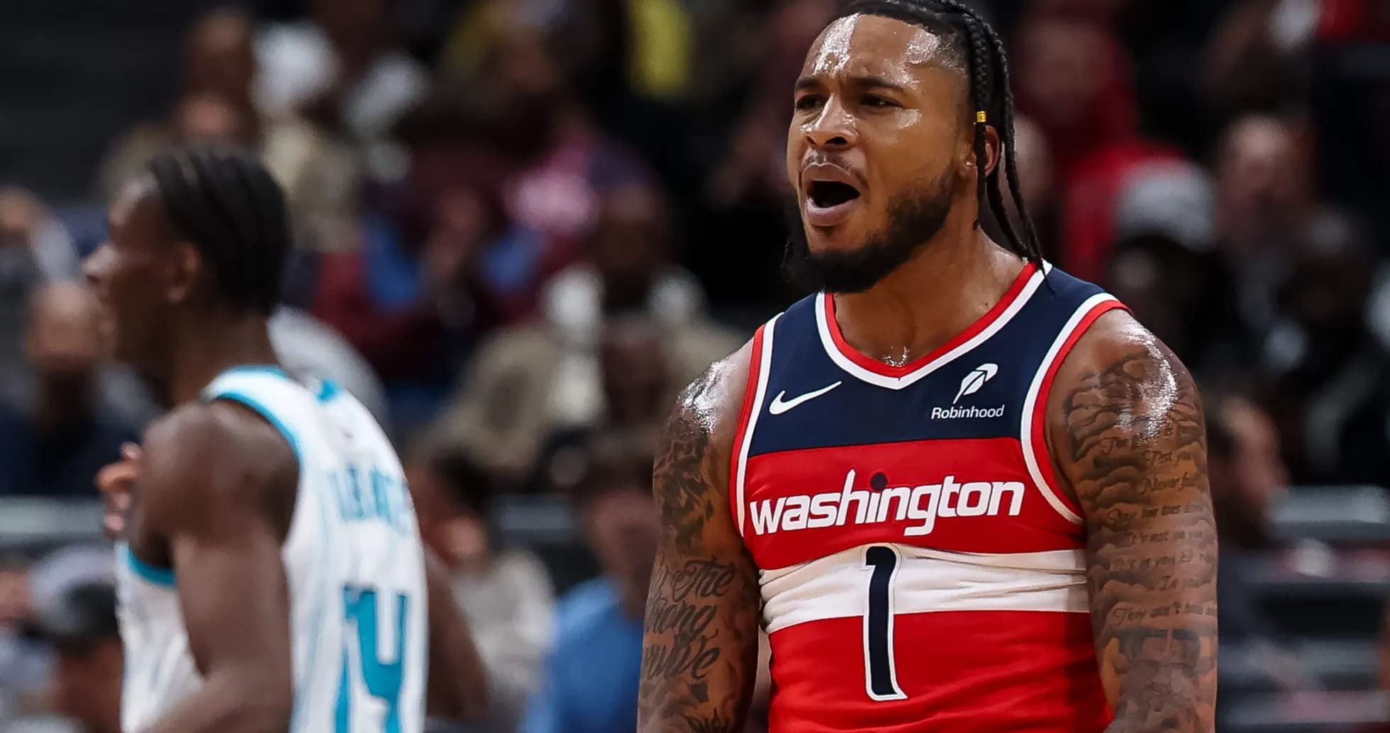Jugador de Washington gritando durante el partido Jugador de Washington gritando durante el partido