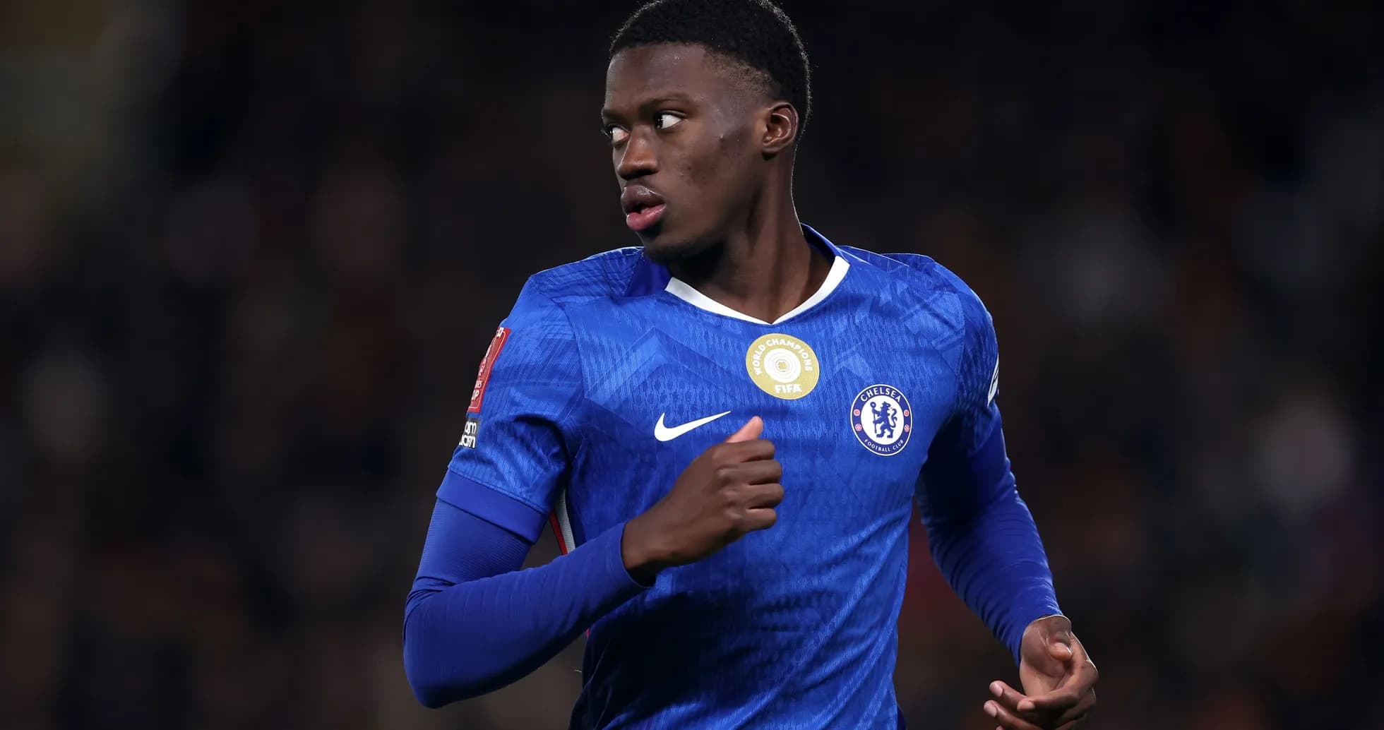 Jugador de Chelsea en acción durante un partido Jugador de Chelsea en acción durante un partido