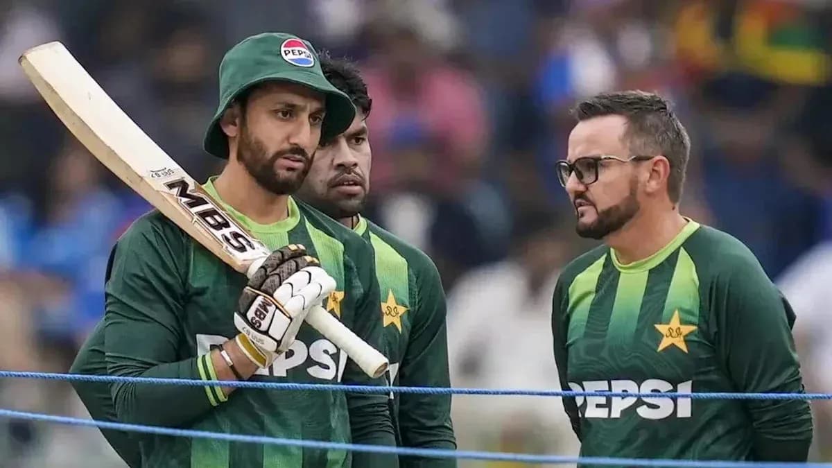 Jugadores de críquet de Pakistán en el campo Jugadores de críquet de Pakistán en el campo