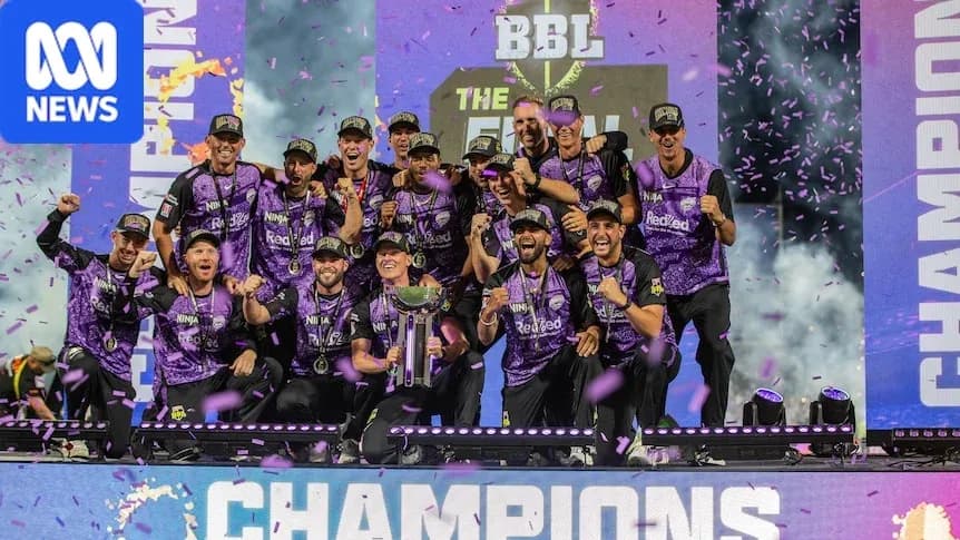 Equipo celebrando su victoria en el BBL Equipo celebrando su victoria en el BBL