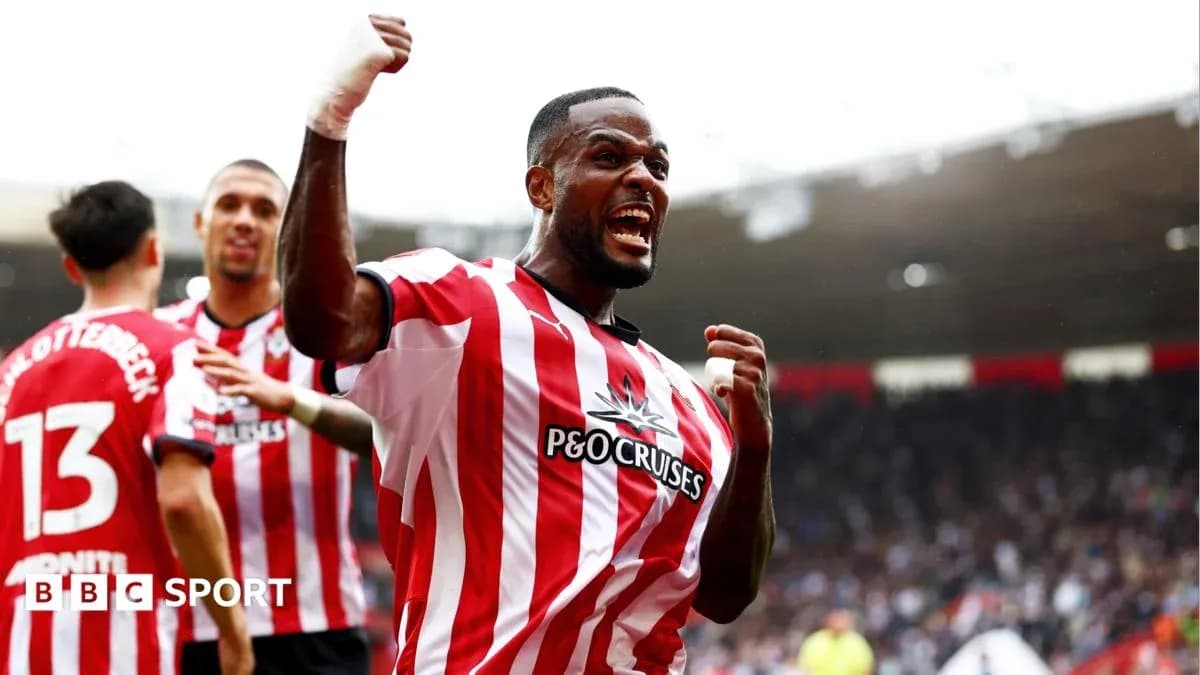 Jugador de Southampton celebra un gol en el estadio Jugador de Southampton celebra un gol en el estadio