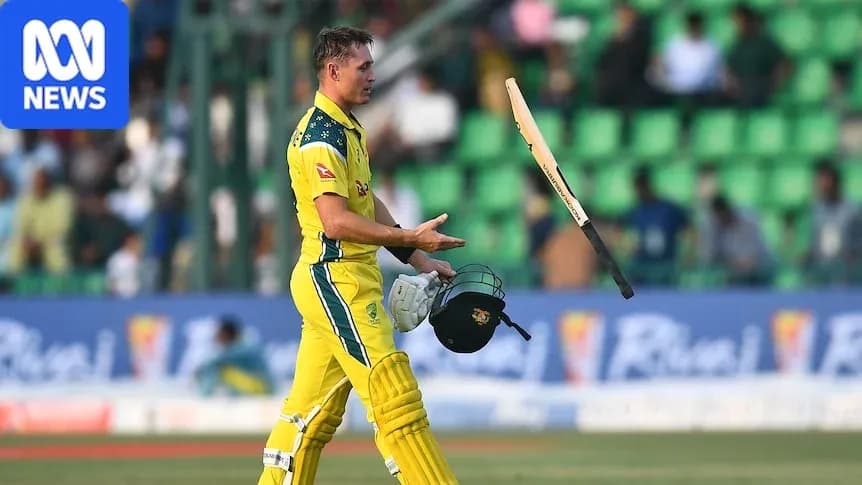 Jugador australiano saliendo del campo tras perder su wicket Jugador australiano saliendo del campo tras perder su wicket