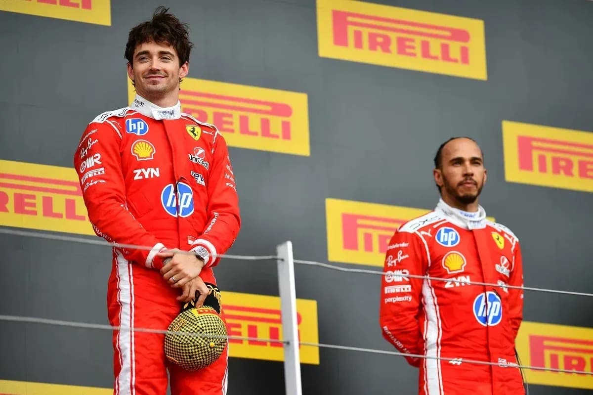 Charles Leclerc y Lewis Hamilton en el podio Charles Leclerc y Lewis Hamilton en el podio