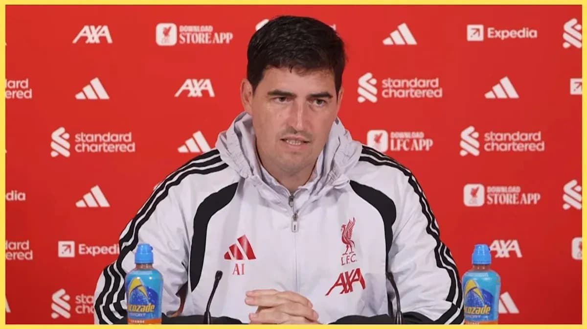 Entrenador de Liverpool en conferencia de prensa Entrenador de Liverpool en conferencia de prensa